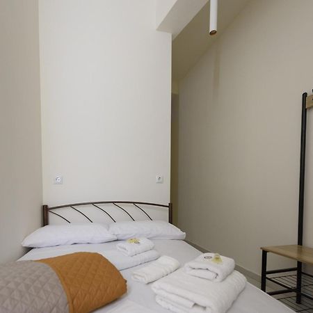 Athens Commercial Bagian luar foto
