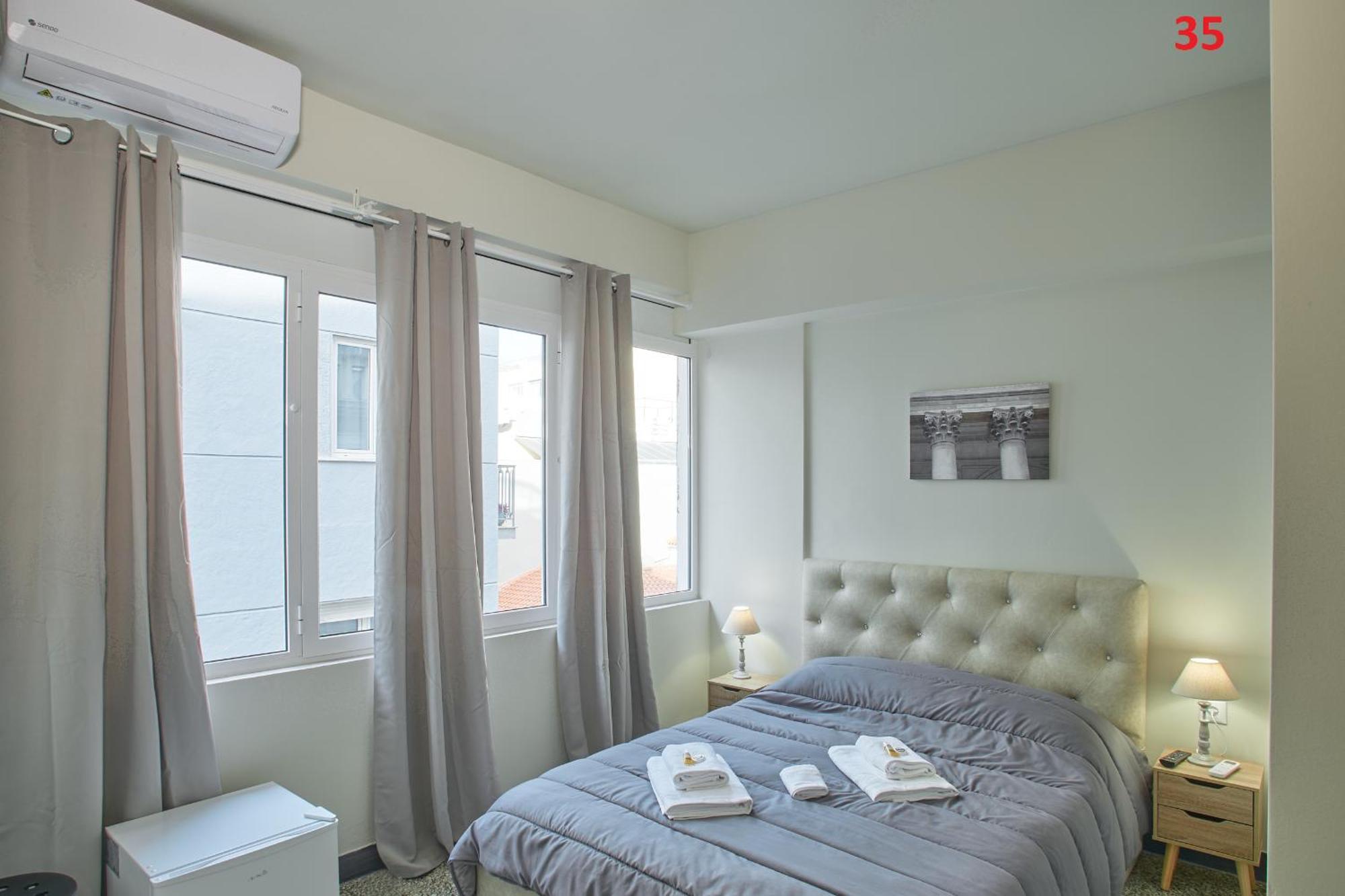 Athens Commercial Bagian luar foto